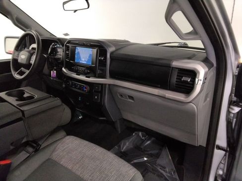 Used 2023 Ford F150 XLT image 41
