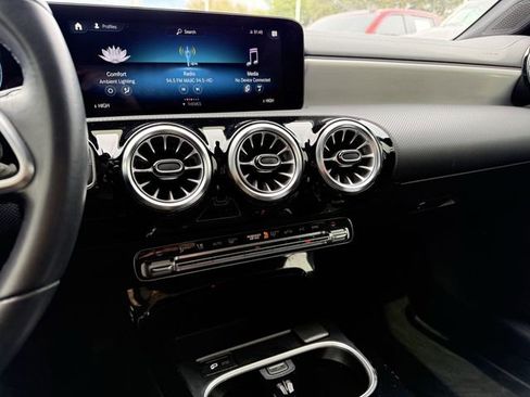 Used 2022 Mercedes-Benz CLA 250 CLA 250 image 14