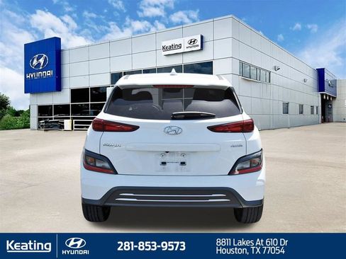 Certified 2023 Hyundai Kona SE w/ Cargo Package FWD image 6