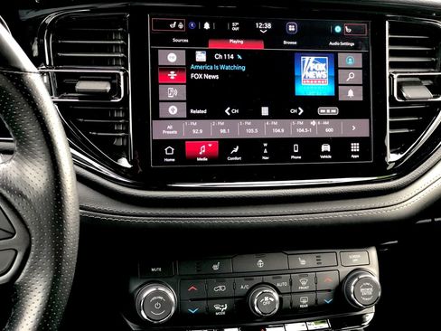 Used 2021 Dodge Durango GT image 21