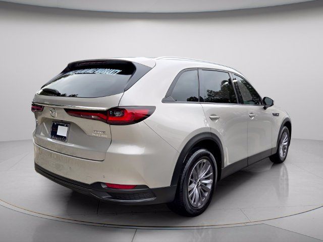 Used 2025 MAZDA CX-90 3.3 Turbo w/ Preferred Package AWD/4WD image 5