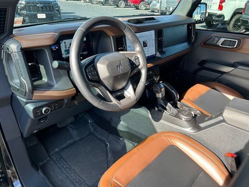Used 2024 Ford Bronco Outer Banks AWD/4WD image 20