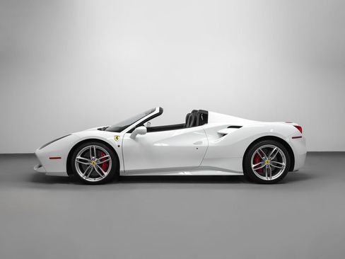 Certified 2018 Ferrari 488 Spider RWD image 59