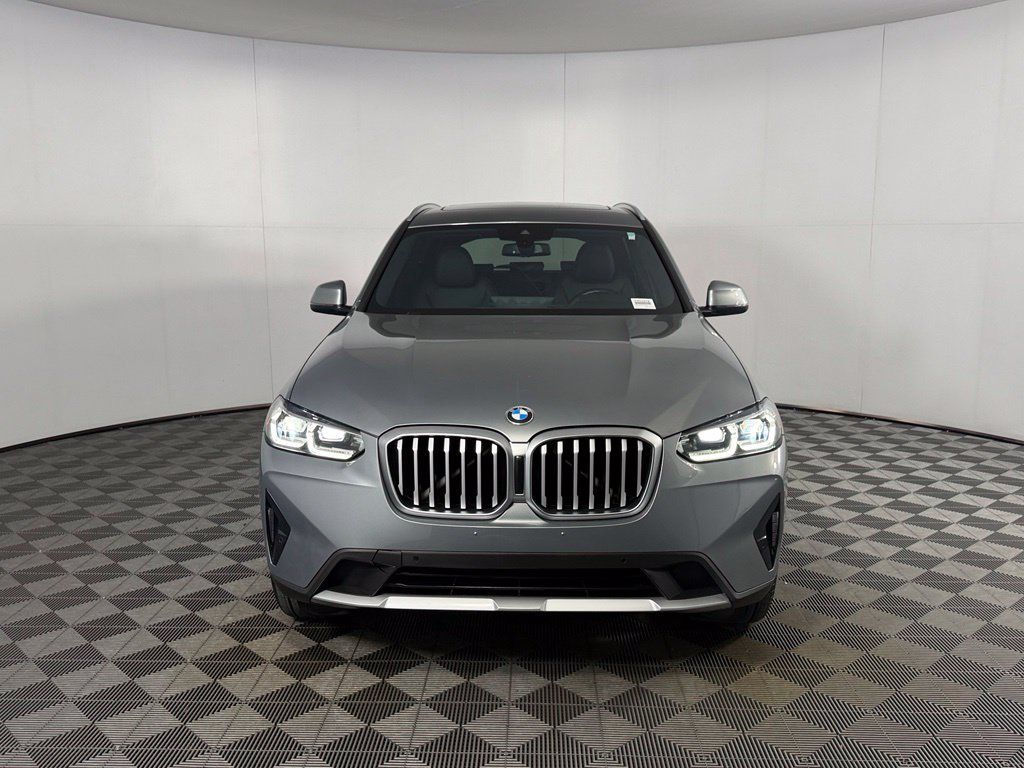 Used 2023 BMW X3 sDrive30i w/ Premium Package RWD image 3