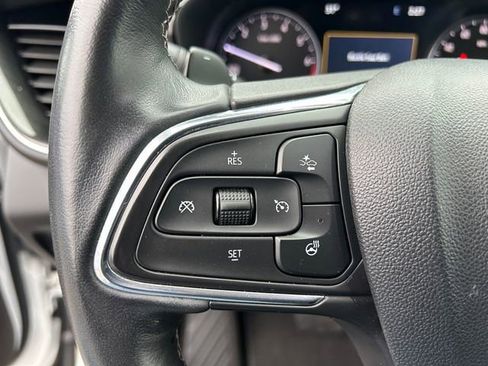 Used 2023 Buick Envision Essence FWD image 24