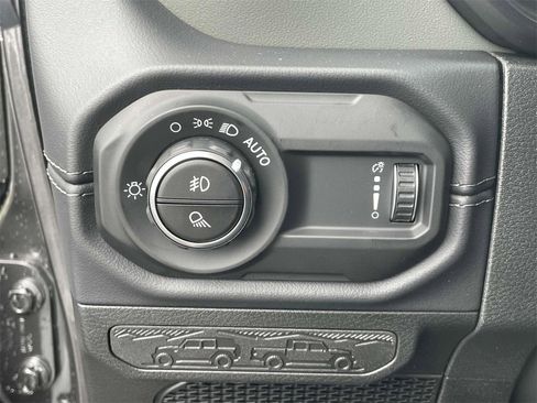 New 2025 Jeep Gladiator Mojave w/ Safety Group image 13