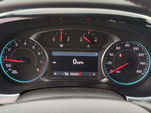 Certified 2023 Chevrolet Traverse LT FWD image 12