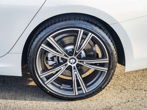 Used 2021 BMW 330e 330e w/ M Sport Package image 11