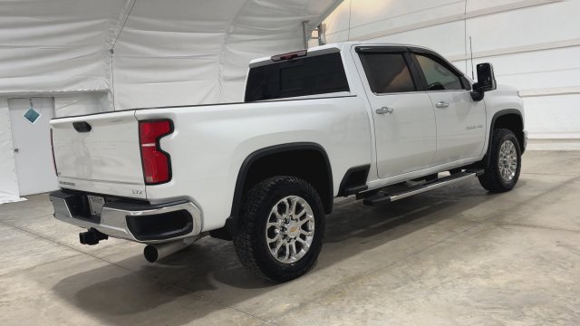 Used 2025 Chevrolet Silverado 2500 LTZ w/ LTZ Convenience Package AWD/4WD image 4