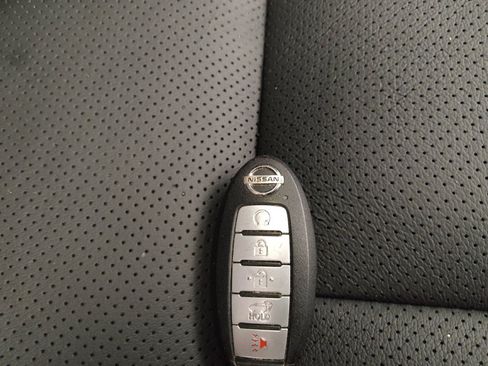 Used 2021 Nissan Murano SL w/ SL Moonroof Package image 32