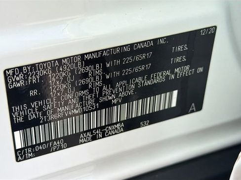 Used 2021 Toyota RAV4 XLE image 42