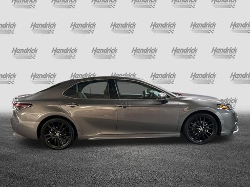 Used 2023 Toyota Camry XSE FWD image 11