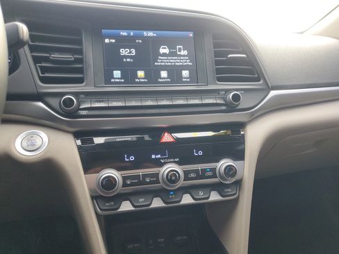 Used 2020 Hyundai Elantra Value Edition image 25