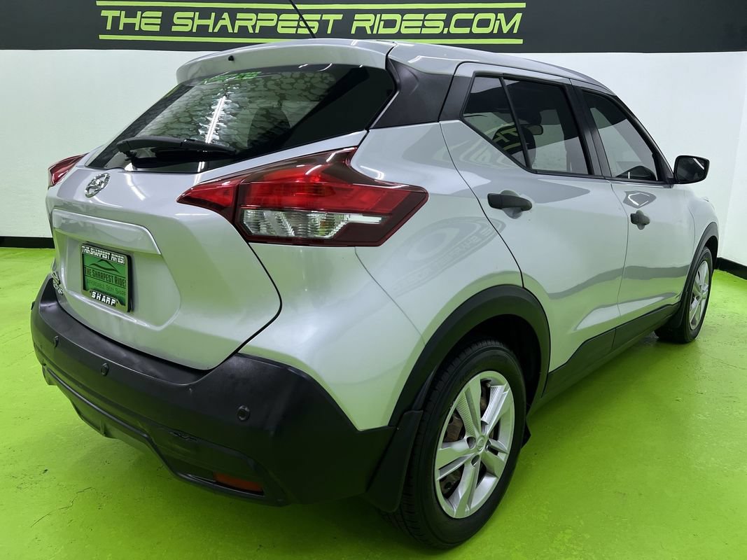 Used 2020 Nissan Kicks S FWD image 10