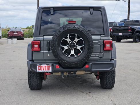 Used 2019 Jeep Wrangler Unlimited Rubicon AWD/4WD image 6