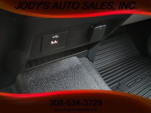 Used 2022 Ford F250 XL w/ Power Equipment Group image 19