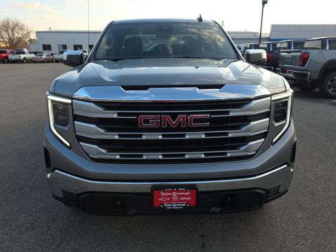 New 2026 GMC Sierra 1500 SLE w/ X31 Off-Road Package image 3