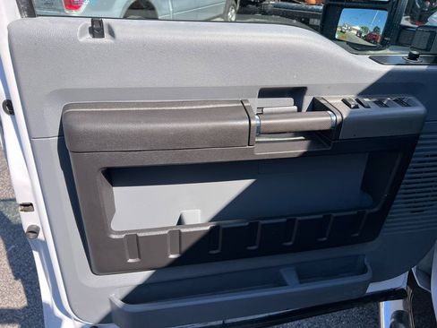 Used 2016 Ford F250 XLT image 8