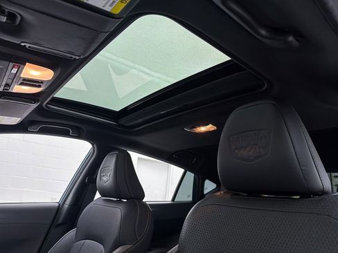 Used 2024 Subaru Crosstrek 2.5i Wilderness image 3