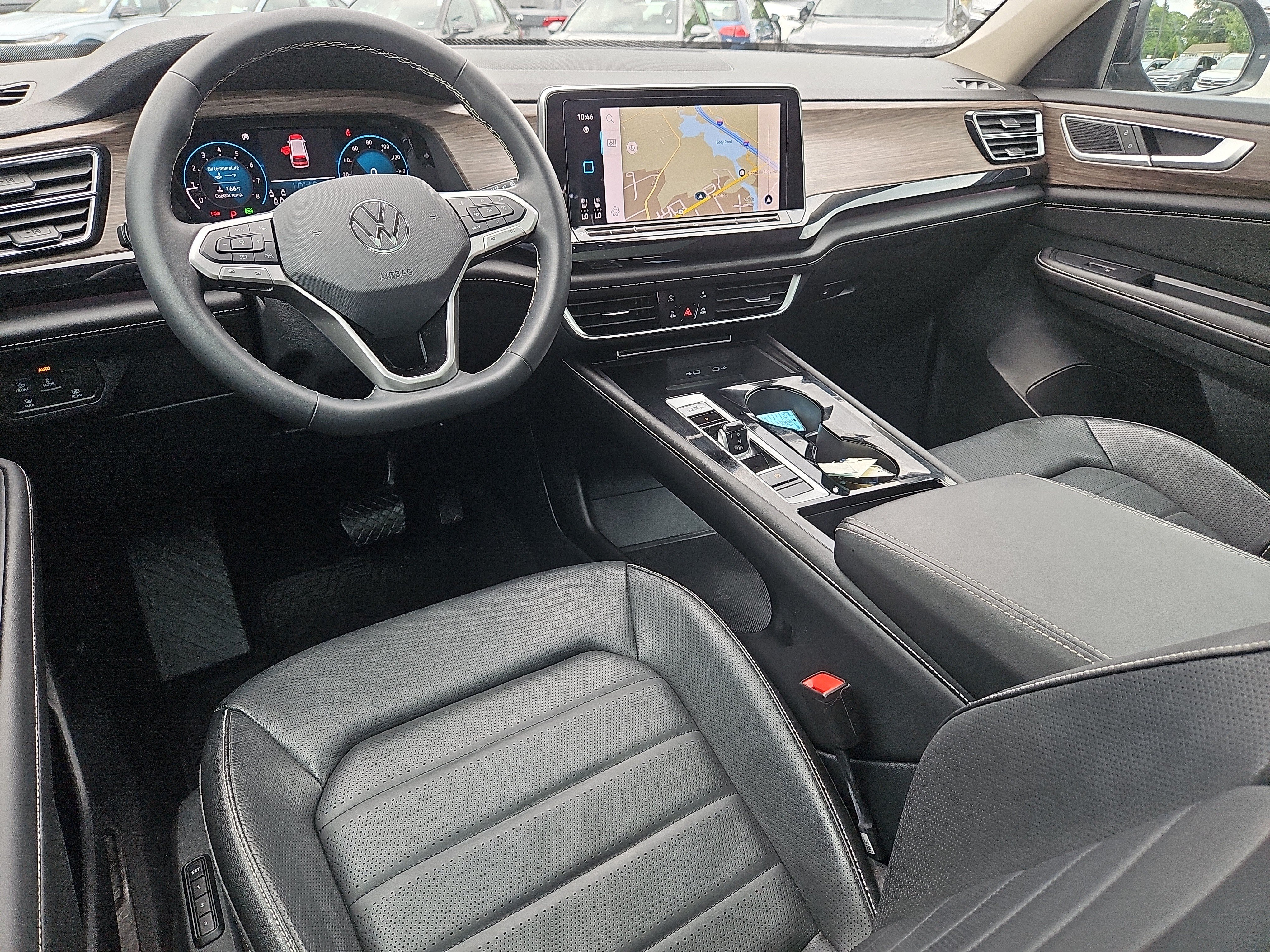 Certified 2024 Volkswagen Atlas SEL AWD/4WD image 4