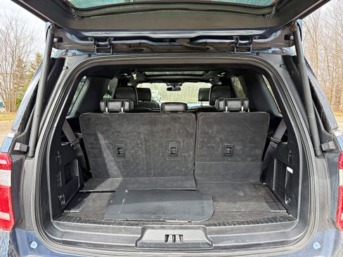 Used 2020 Ford Expedition XLT w/ Equipment Group 202A image 22