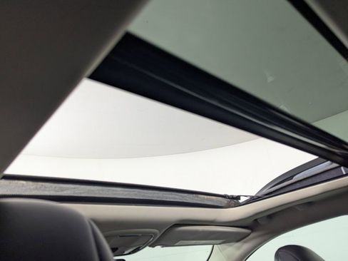 Used 2017 Jeep Cherokee High Altitude image 28