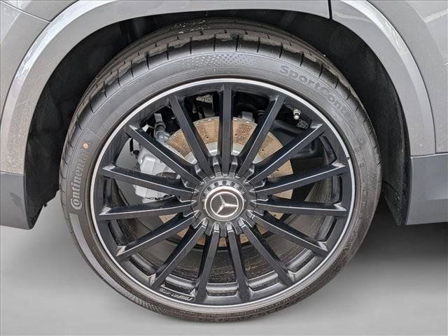 New 2026 Mercedes-Benz GLA 35 AMG 4MATIC image 9