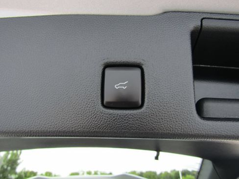 Used 2023 Ford Escape ST-Line w/ Tech Pack #1 AWD/4WD image 19