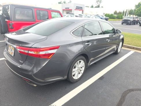 Used 2013 Toyota Avalon XLE Premium FWD image 2