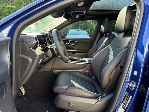 New 2025 Mercedes-Benz GLC 350e 4MATIC image 11