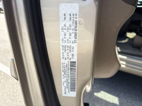 Used 2013 Chrysler Town & Country Touring FWD image 26
