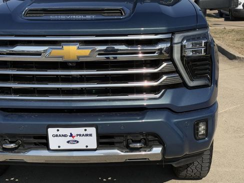 Used 2024 Chevrolet Silverado 3500 High Country w/ Z71 Off-Road Package image 10