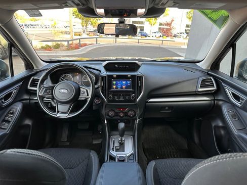 Used 2022 Subaru Forester Premium image 19