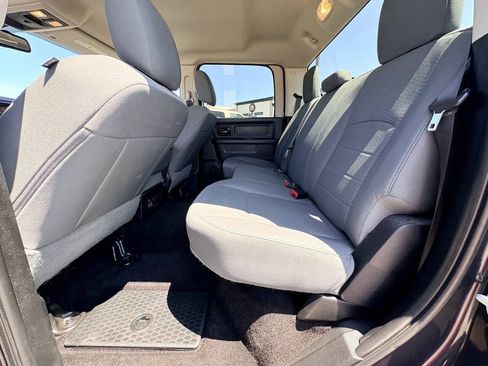 Used 2016 RAM 1500 Express AWD/4WD image 19
