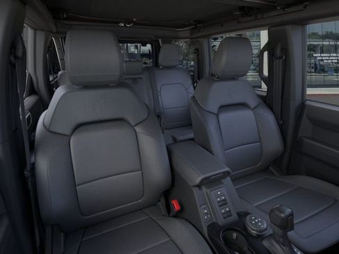 New 2026 Ford Bronco Badlands AWD/4WD image 10