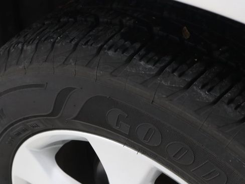 Used 2011 Toyota RAV4 Limited image 18