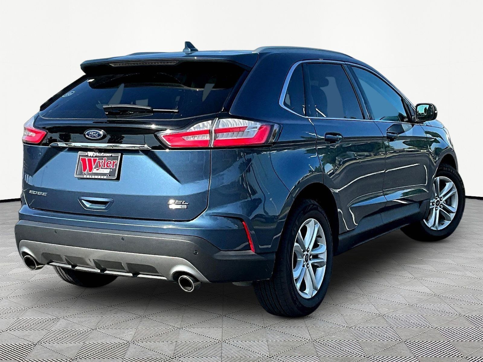 Used 2019 Ford Edge SEL w/ Equipment Group 201A AWD/4WD image 6