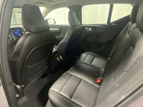 Used 2026 Volvo XC40 B5 Plus AWD/4WD image 13
