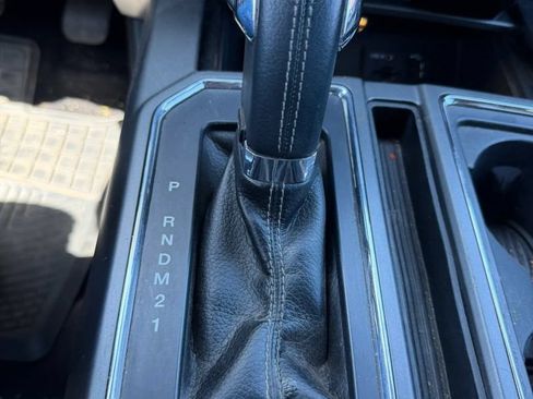 Used 2015 Ford F150 XLT w/ Equipment Group 302A Luxury AWD/4WD image 28