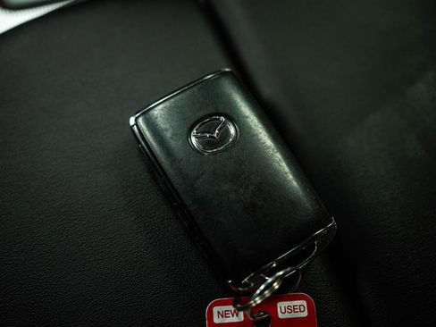 Used 2024 MAZDA CX-90 Plug-In Hybrid w/ Premium Pkg image 25