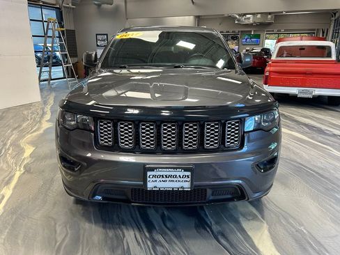 Used 2017 Jeep Grand Cherokee Altitude AWD/4WD image 34