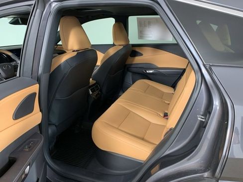 Used 2024 Lexus RX 350 Premium Plus w/ Convenience Package image 33