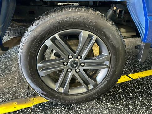 Used 2022 Ford F150 XLT w/ Equipment Group 302A High AWD/4WD image 9