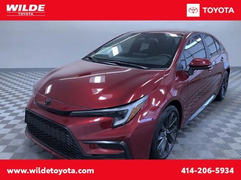 Certified 2024 Toyota Corolla SE image 1