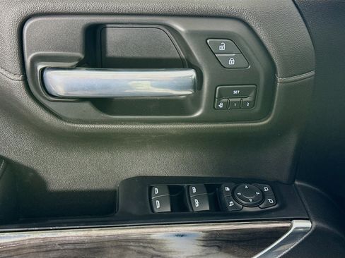 Used 2020 Chevrolet Silverado 1500 LTZ w/ LTZ Convenience Package AWD/4WD image 23