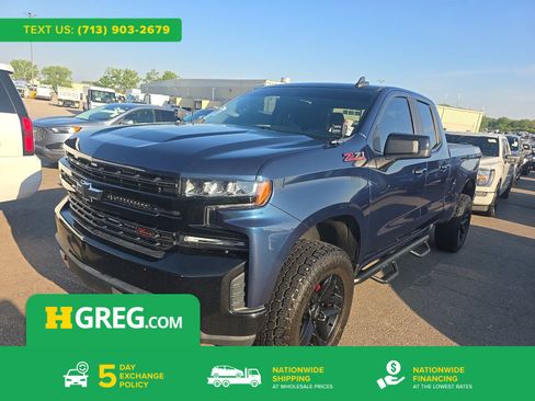 Used 2020 Chevrolet Silverado 1500 Custom Trail Boss w/ Custom Convenience Package AWD/4WD image 1