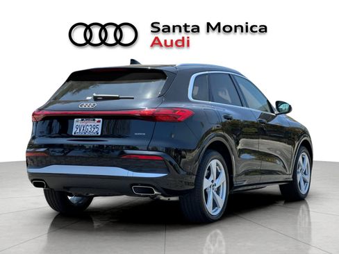 Used 2025 Audi Q5 Prestige AWD/4WD image 2