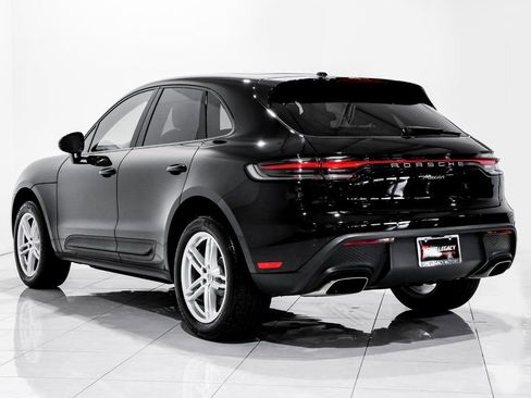 Used 2025 Porsche Macan image 13