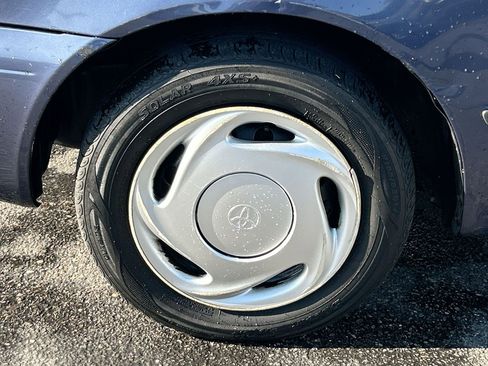 Used 1999 Toyota Corolla VE image 20