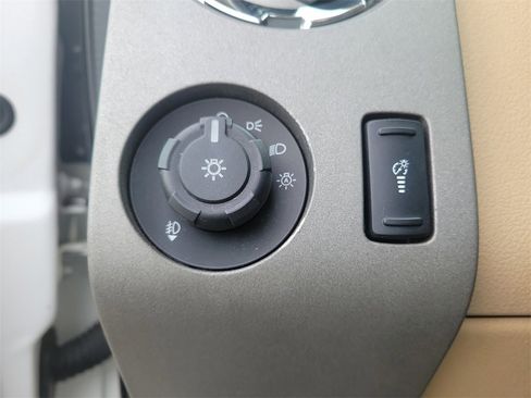 Used 2011 Ford F350 Lariat w/ Lariat Ultimate Pkg image 22